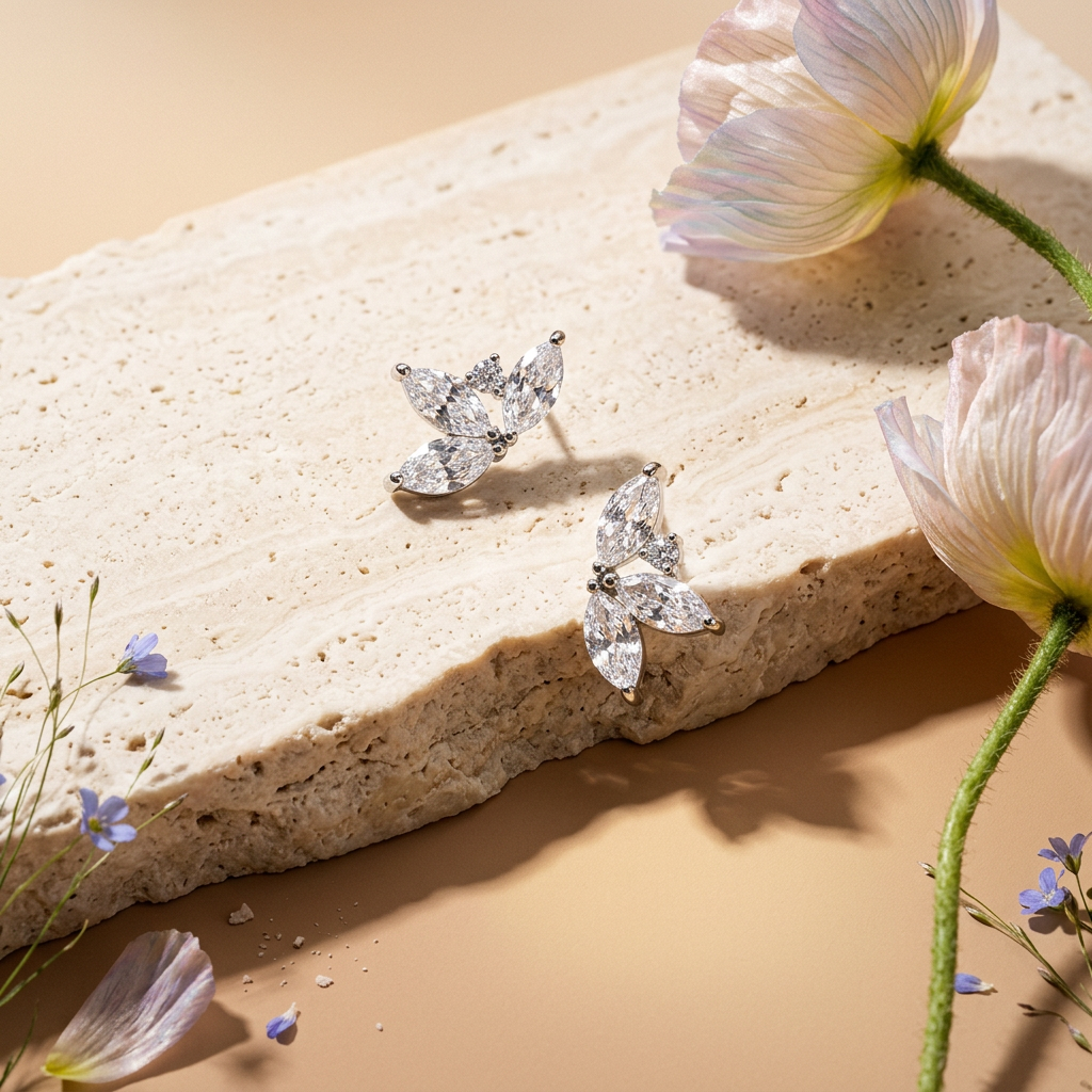 Lealia Silver Flower Stud Earrings