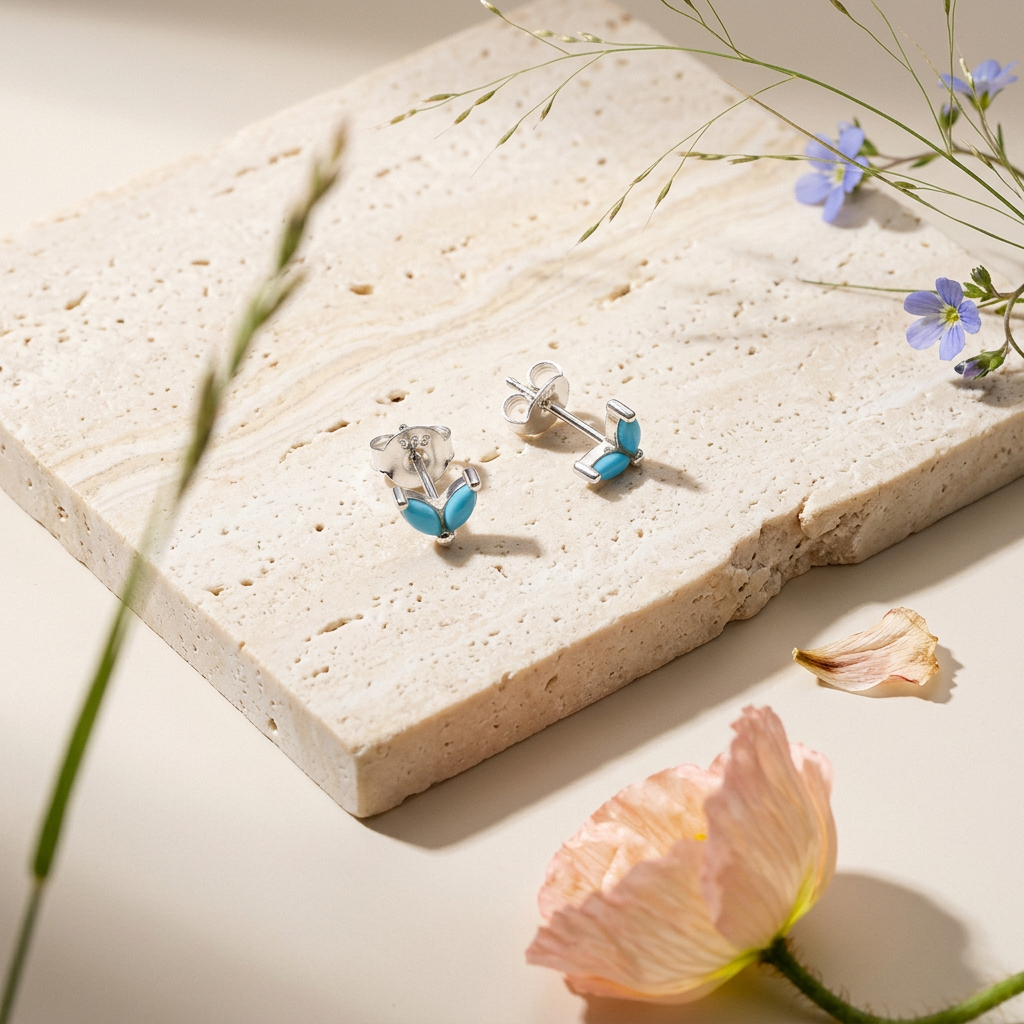 Raevia Silver Cluster Stud Earrings